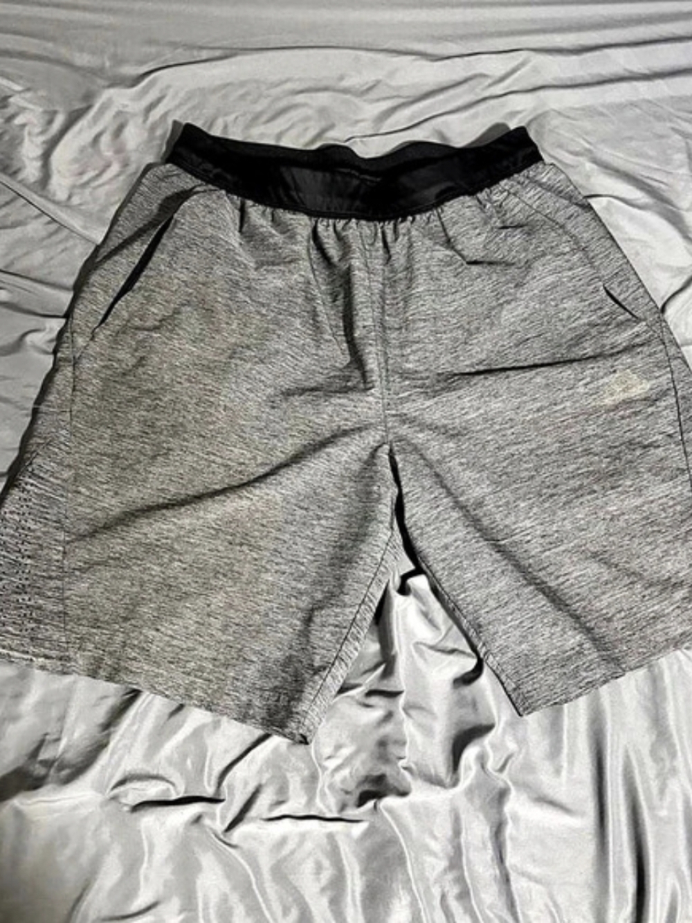 Adidas Axis Woven Mens Medium Gray Athletic Training Shorts